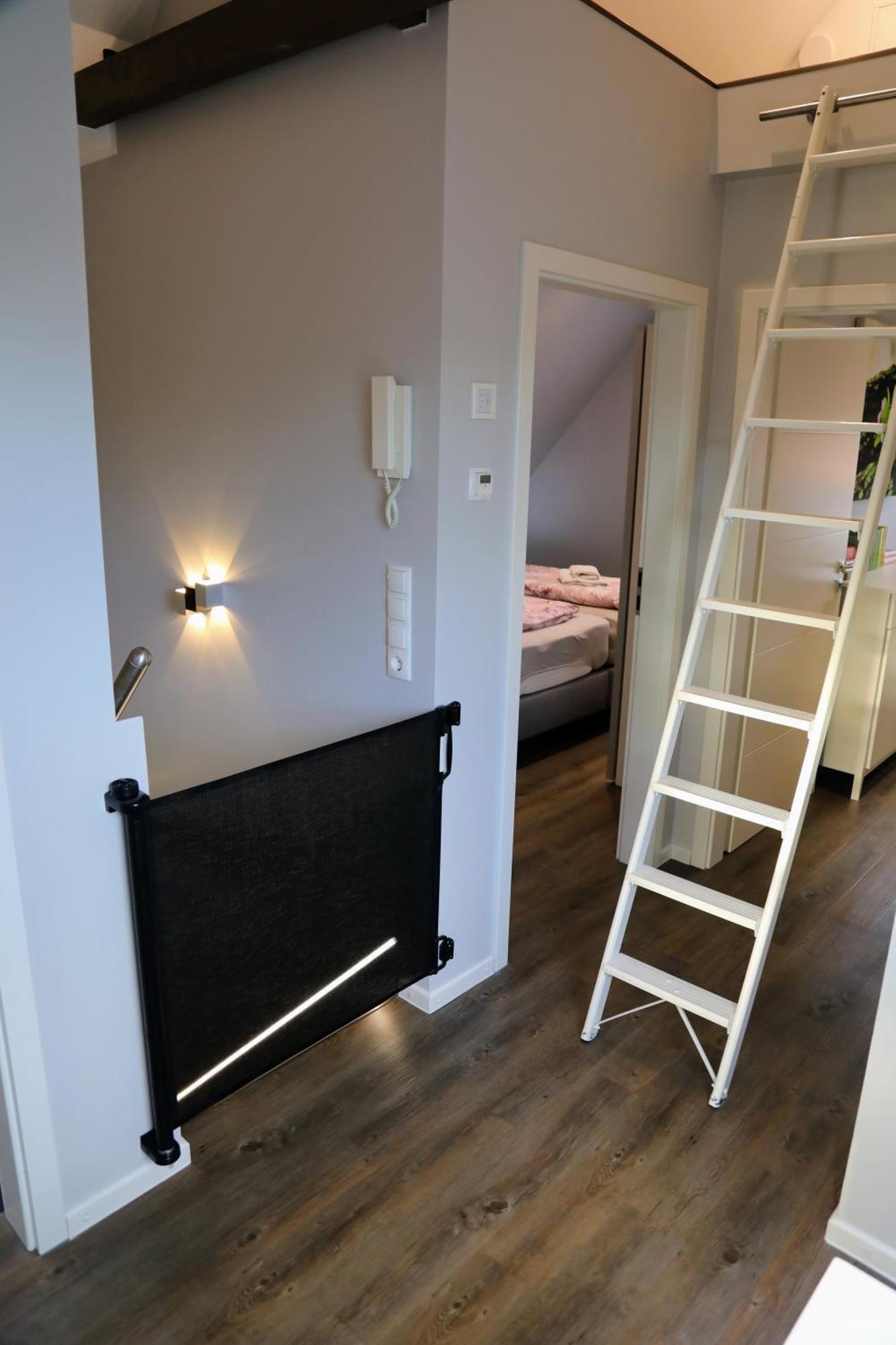 Eine Sehr Gemuetliche Dachgeschoss Ferienwohnung Ihlow  외부 사진