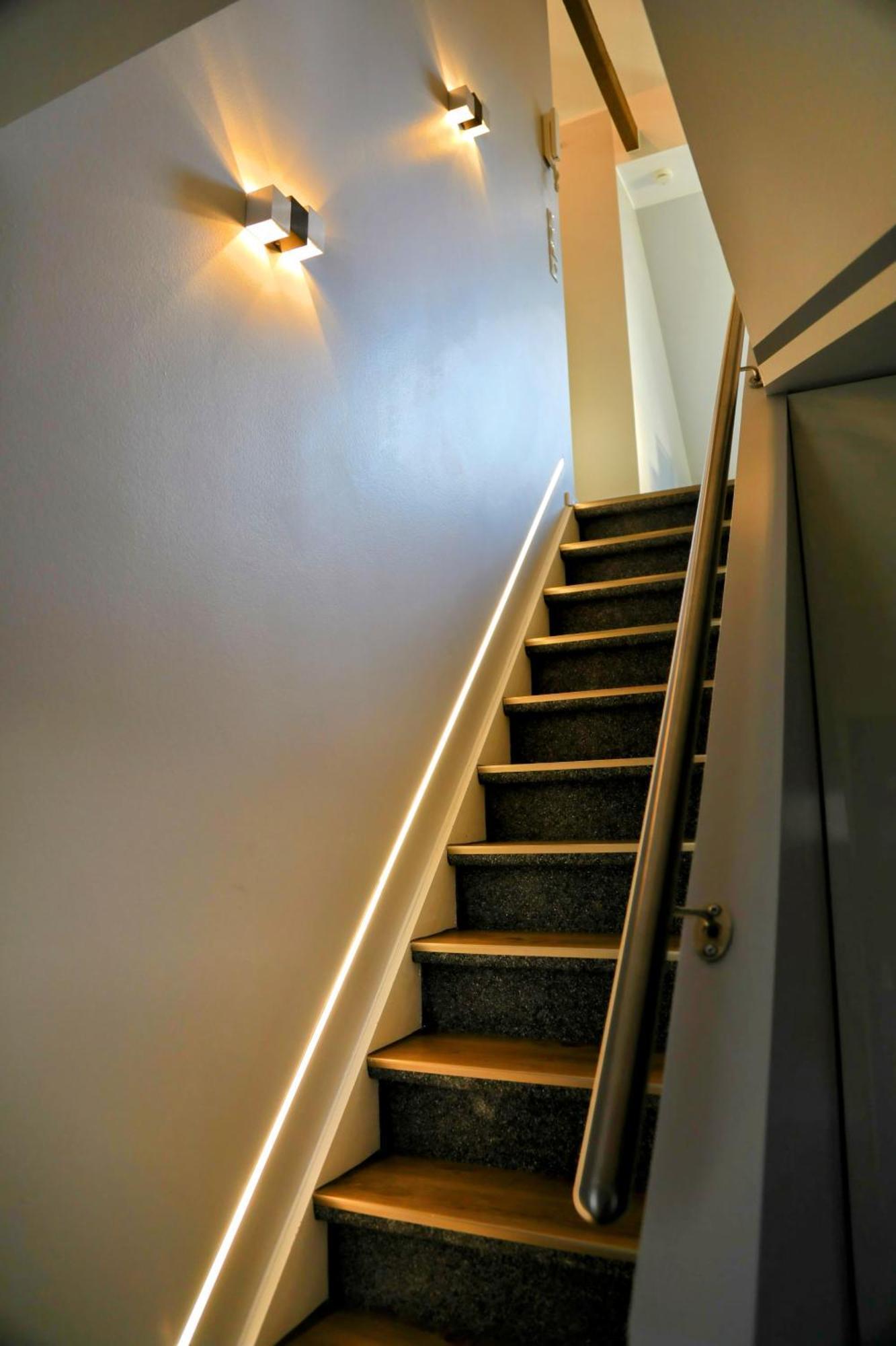 Eine Sehr Gemuetliche Dachgeschoss Ferienwohnung Ihlow  외부 사진