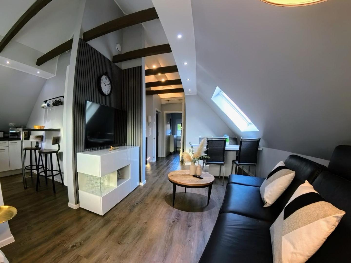 Eine Sehr Gemuetliche Dachgeschoss Ferienwohnung Ihlow  외부 사진