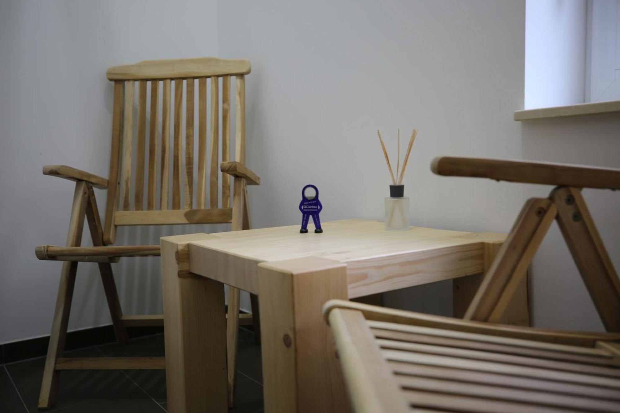 Eine Sehr Gemuetliche Dachgeschoss Ferienwohnung Ihlow  외부 사진